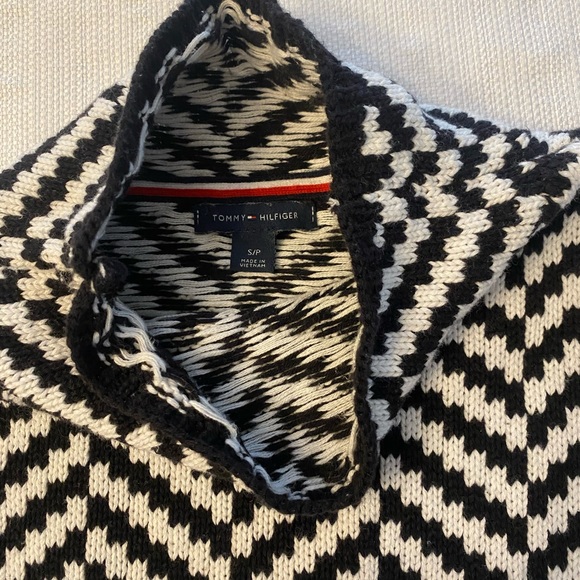 Women’s Tommy Hilfiger Sweater - Picture 2 of 2